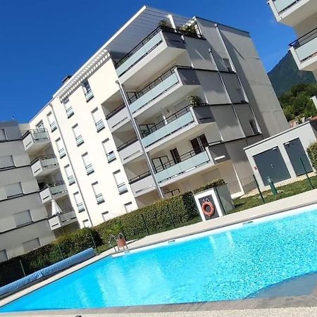 Superbe Appartement En Residence Avec Piscine. Албервил Екстериор снимка